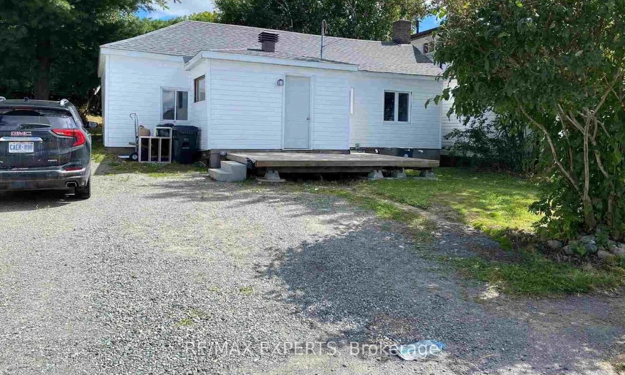 132 Carter Ave, Kirkland Lake, ON P2N 2A2