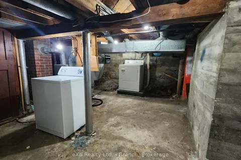 35 Main St, Kirkland Lake, ON P2N 3E2