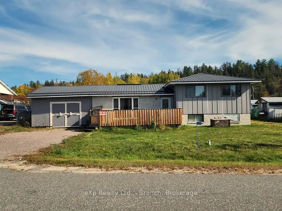 229 GEORGINA St, Matachewan, ON P0K 1M0