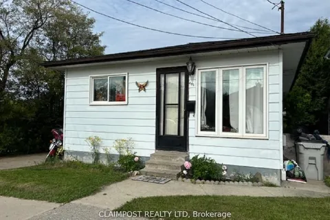 441 Pine St, Timmins, ON P4N 2L5