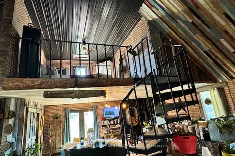 680 Peltola Rd, Cochrane, ON P0L 1C0