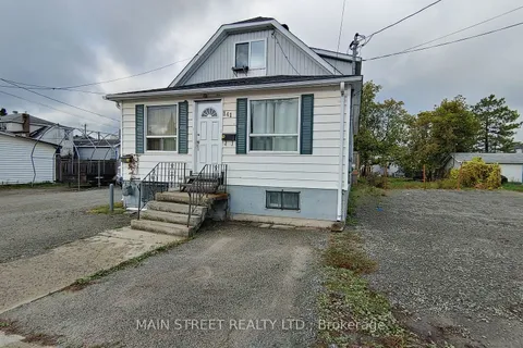 141 Balsam St, Timmins, ON P4N 6G8