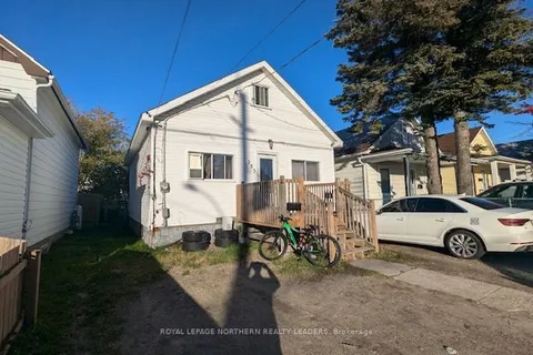 283 Maple St, Timmins, ON P4N 1Z3