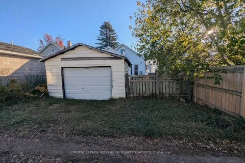 283 Maple St, Timmins, ON P4N 1Z3