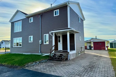 177 Elaine Avenue, Smooth Rock Falls, ON P0L 2B0