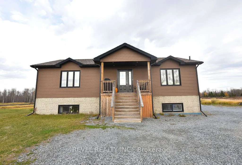 1424 Laforest Rd, Timmins, ON P4P 7C7