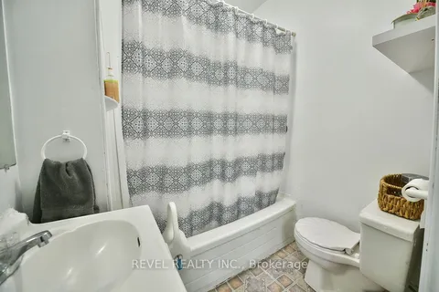 173 Columbus Ave, Timmins, ON P4N 3H7