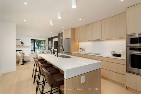 1146 Talka Crt, Mississauga, ON L5C 1B2