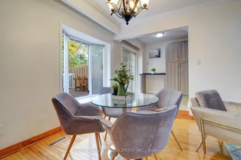5960 Chidham Cres, Mississauga, ON L5N 2R9