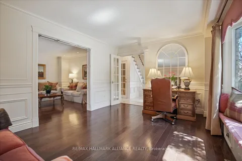 966 Silver Birch Tr, Mississauga, ON L5J 4S3