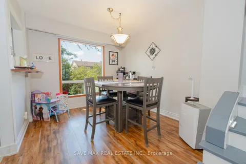 40 Barrington Cres, Brampton, ON L6Z 1N3