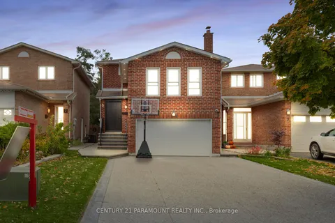 5 Corona Gate, Brampton, ON L6Y 3N4