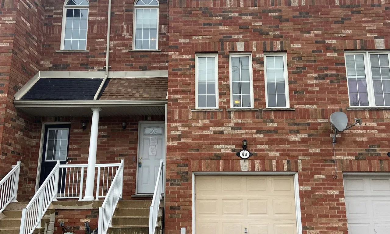 4A Sherbourne St, Orangeville, ON L9W 2A6