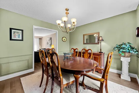 4489 Concord Pl, Burlington, ON L7L 1J5