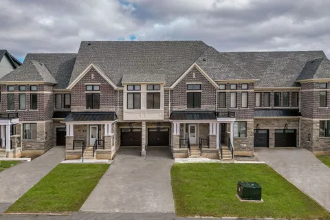 3511 Post Rd, Oakville, ON L6H 7W5