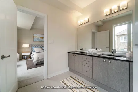 3511 Post Rd, Oakville, ON L6H 7W5