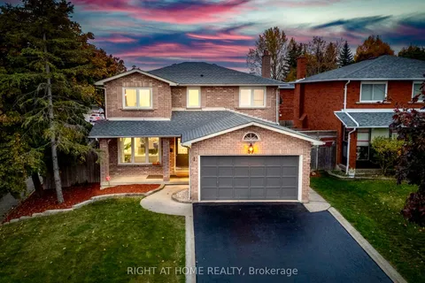 57 Wexford Rd, Brampton, ON L6Z 2W4