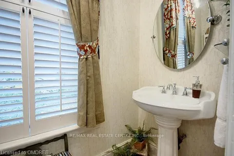 103 Thomas St, Milton, ON L9T 2E3