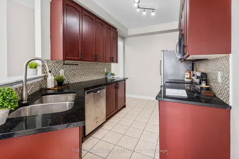138 Calm Waters Cres, Brampton, ON L6V 4S2