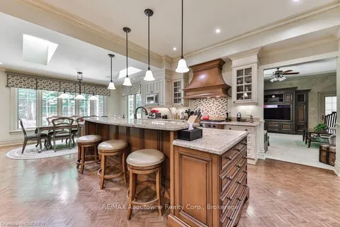 3400 MILBUROUGH Line, Burlington, ON L7P 0R4