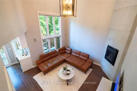 1621 BAYSHIRE Dr, Oakville, ON L6H 6E4