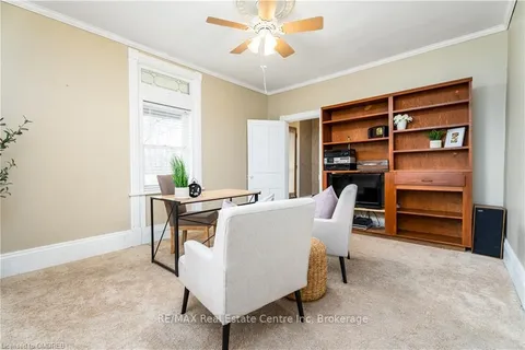 14 NOBLE St, Halton Hills, ON L0P 1K0