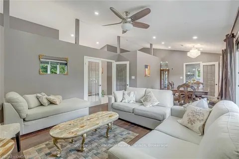 19 MCCONACHIE Cres, Caledon, ON L7K 0B9