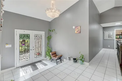 19 MCCONACHIE Cres, Caledon, ON L7K 0B9