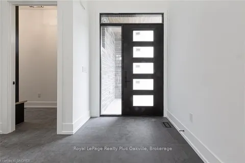 312 NORTH SHORE Blvd, Burlington, ON L7T 1A4