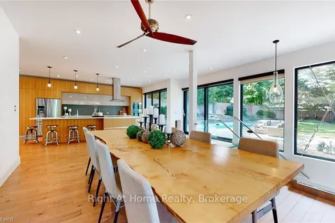 1207 STIRLING Dr, Oakville, ON L6L 1E5