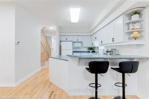 183 MARGARET Dr, Oakville, ON L6K 2W2