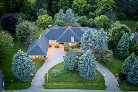 163 WHEELIHAN Way, Milton, ON L0P 0A1