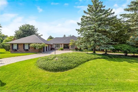 163 WHEELIHAN Way, Milton, ON L0P 0A1