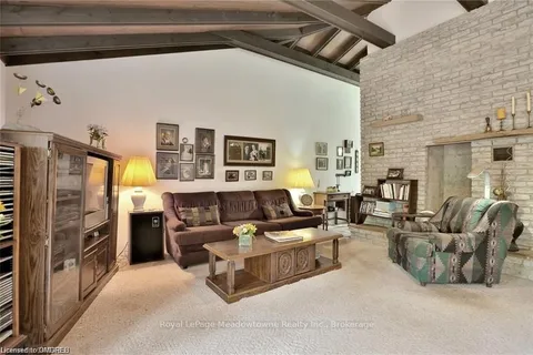 225/269 CAMPBELL Ave, Milton, ON L0P 1B0