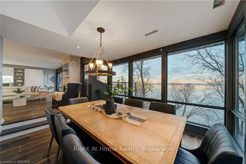 868 DANFORTH Pl, Burlington, ON L7T 1S2