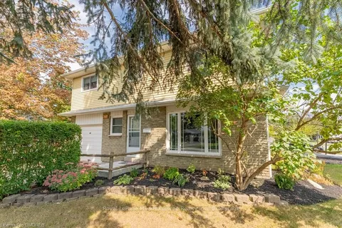 769 CABOT Trail, Milton, ON L9T 3R8