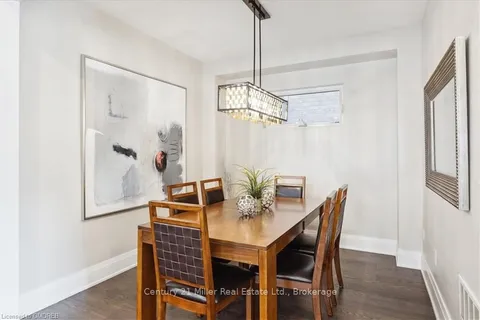 3083 STREAMWOOD PASSAGE, Oakville, ON L6H 0S8