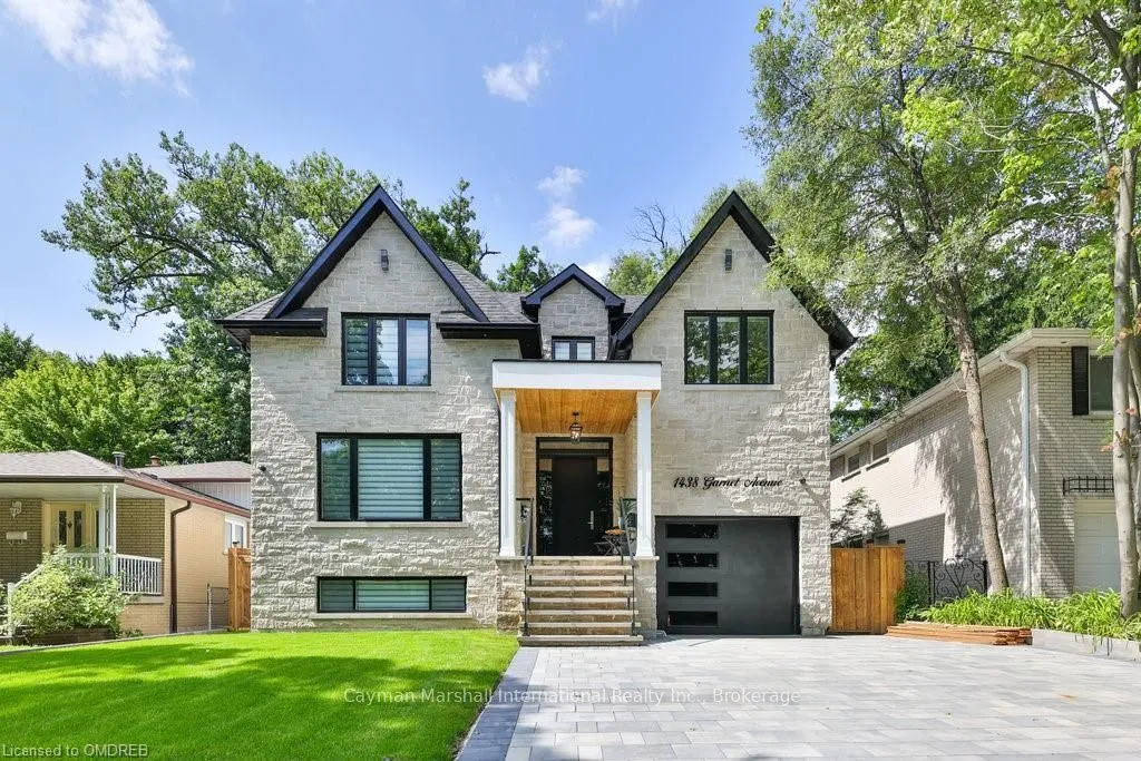 1438 GARNET Ave, Mississauga, ON L5G 4C6