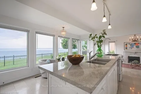 3286 SHELBURNE Pl, Oakville, ON L6L 5V9