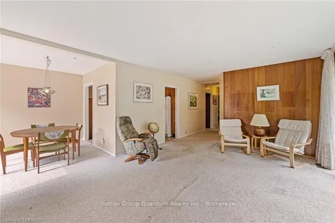 1302 GAINSBOROUGH Dr, Oakville, ON L6H 2H6