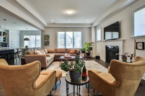 2302 HYACINTH Cres, Oakville, ON L6M 5M9