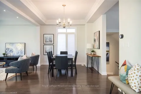 3401 VERNON POWELL DRIVE Dr, Oakville, ON L6H 0Y3