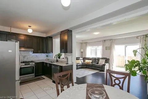 58 LANARK CIRCLE, Brampton, ON L6X 5L3
