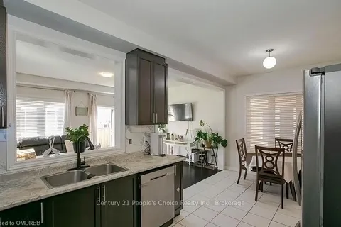 58 LANARK CIRCLE, Brampton, ON L6X 5L3