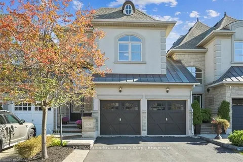 2324 WUTHERING HEIGHTS Way, Oakville, ON L6M 0E8
