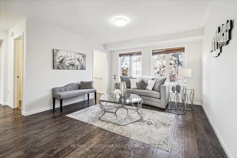 342 Dymott Ave, Milton, ON L9T 7T3