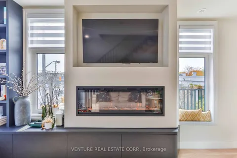 3002 Islington Ave, Toronto, ON M9L 0A6