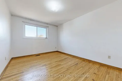 47 Cherrylawn Ave, Toronto, ON M9L 2B3