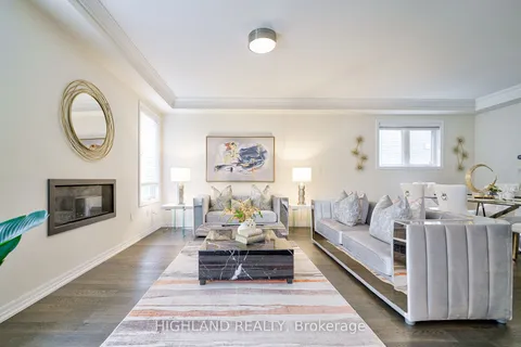 276 Harold Dent Tr, Oakville, ON L6M 1S1
