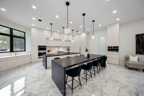 18785 The Gore Rd, Caledon, ON L7E 0X9